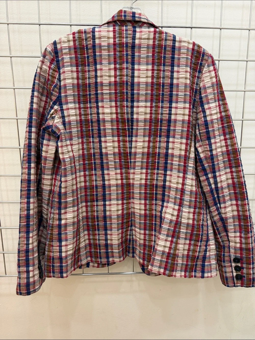 Beautiful Plaid Seersucker Blazer in Red Multi